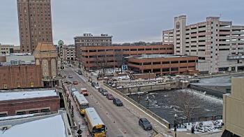 Weather camera view of City of Aurora IL.