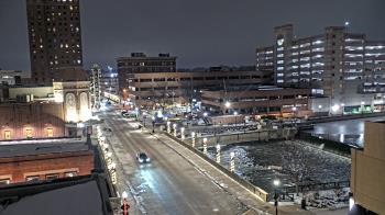 Weather camera view of City of Aurora IL.