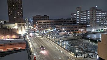 Weather camera view of City of Aurora IL.