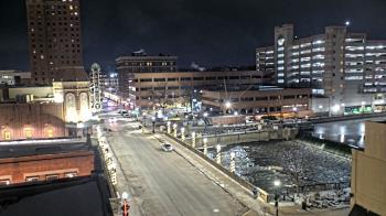 Weather camera view of City of Aurora IL.