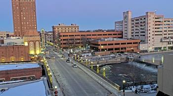 Weather camera view of City of Aurora IL.