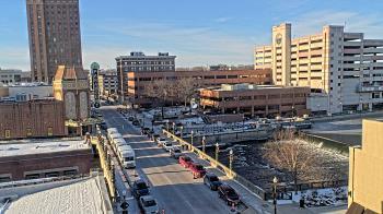 Weather camera view of City of Aurora IL.