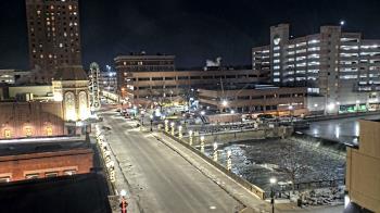 Weather camera view of City of Aurora IL.