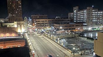 Weather camera view of City of Aurora IL.