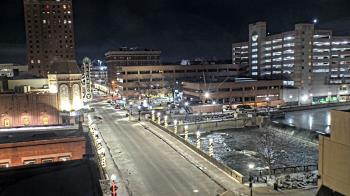 Weather camera view of City of Aurora IL.