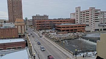 Weather camera view of City of Aurora IL.
