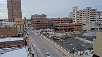 Weather camera view of City of Aurora IL.