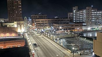 Weather camera view of City of Aurora IL.