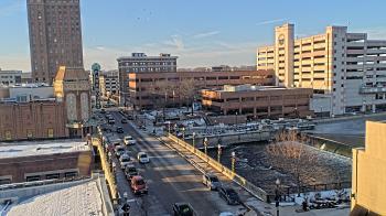 Weather camera view of City of Aurora IL.