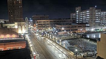 Weather camera view of City of Aurora IL.