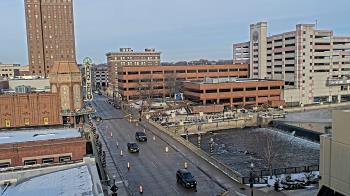 Weather camera view of City of Aurora IL.