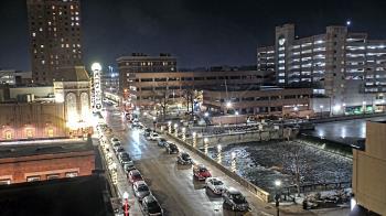 Weather camera view of City of Aurora IL.