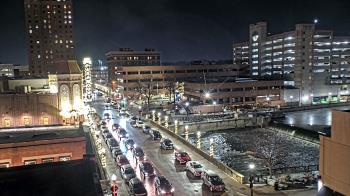 Weather camera view of City of Aurora IL.
