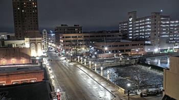 Weather camera view of City of Aurora IL.