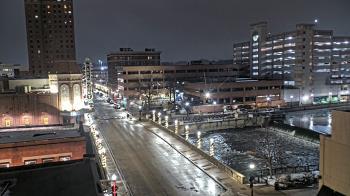 Weather camera view of City of Aurora IL.
