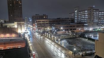 Weather camera view of City of Aurora IL.