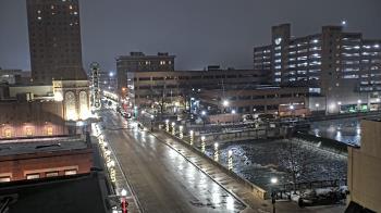 Weather camera view of City of Aurora IL.