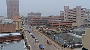 Weather camera view of City of Aurora IL.