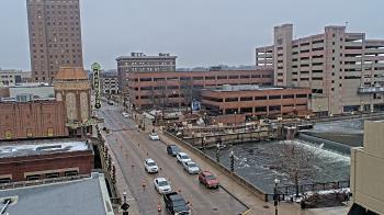 Weather camera view of City of Aurora IL.