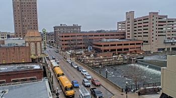 Weather camera view of City of Aurora IL.