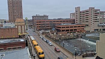 Weather camera view of City of Aurora IL.