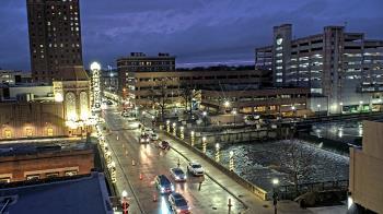 Weather camera view of City of Aurora IL.