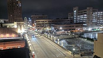 Weather camera view of City of Aurora IL.