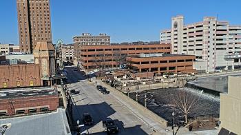 Weather camera view of City of Aurora IL.