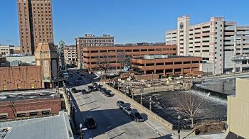 Weather camera view of City of Aurora IL.