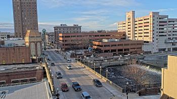 Weather camera view of City of Aurora IL.