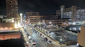 Weather camera view of City of Aurora IL.