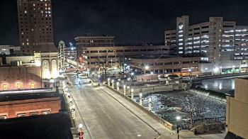 Weather camera view of City of Aurora IL.