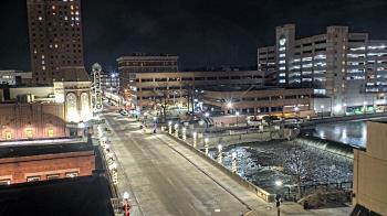 Weather camera view of City of Aurora IL.