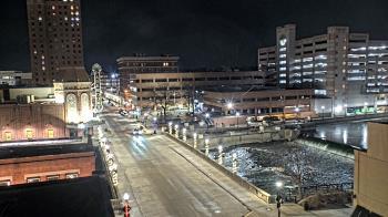 Weather camera view of City of Aurora IL.