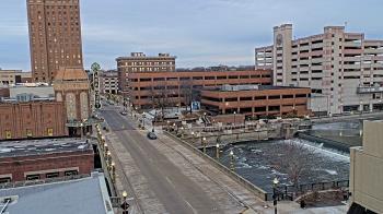 Weather camera view of City of Aurora IL.