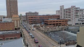 Weather camera view of City of Aurora IL.