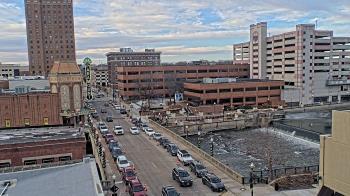 Weather camera view of City of Aurora IL.