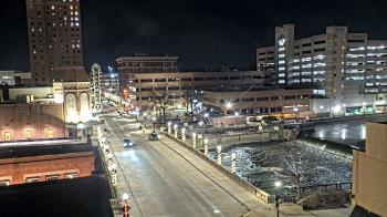Weather camera view of City of Aurora IL.