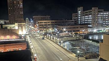 Weather camera view of City of Aurora IL.