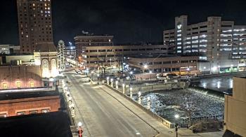 Weather camera view of City of Aurora IL.