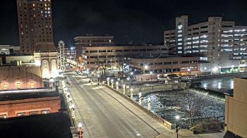 Weather camera view of City of Aurora IL.