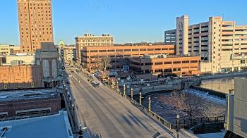 Weather camera view of City of Aurora IL.