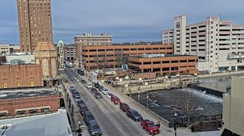 Weather camera view of City of Aurora IL.