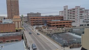 Weather camera view of City of Aurora IL.