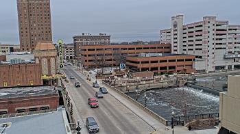 Weather camera view of City of Aurora IL.