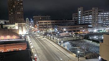 Weather camera view of City of Aurora IL.