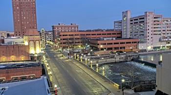 Weather camera view of City of Aurora IL.