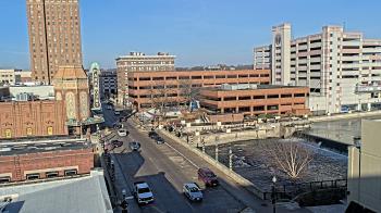 Weather camera view of City of Aurora IL.