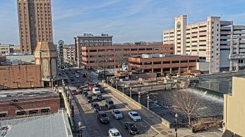 Weather camera view of City of Aurora IL.