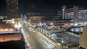 Weather camera view of City of Aurora IL.